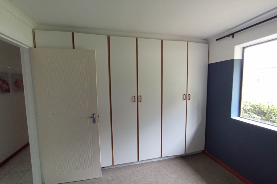 4 Bedroom Property for Sale in Ridgeworth Western Cape